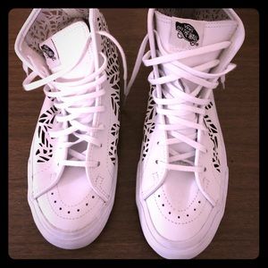 Vans Sk8-Hi White Leather Cut-Out Leaves / W8.5